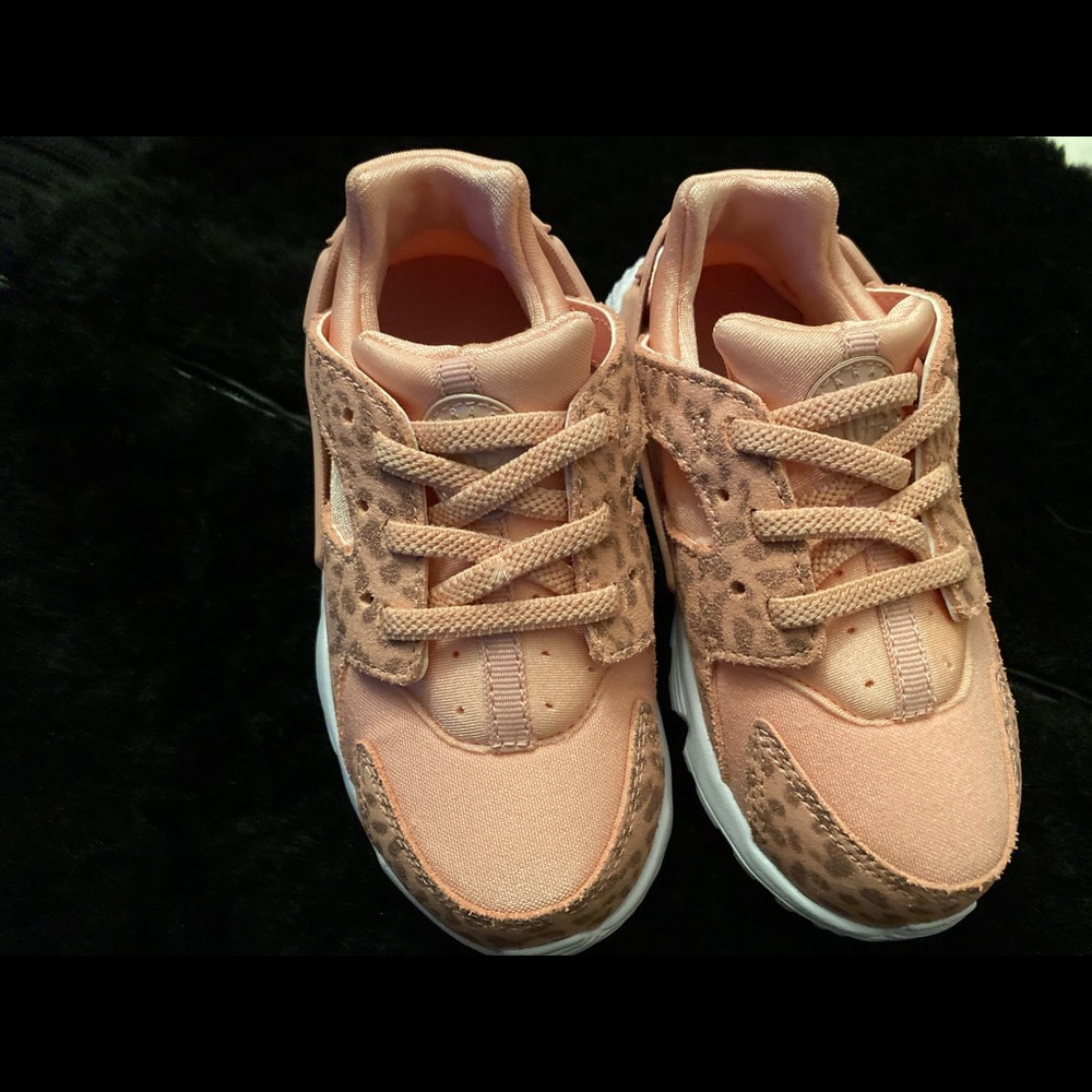 9c Nike Huaraches